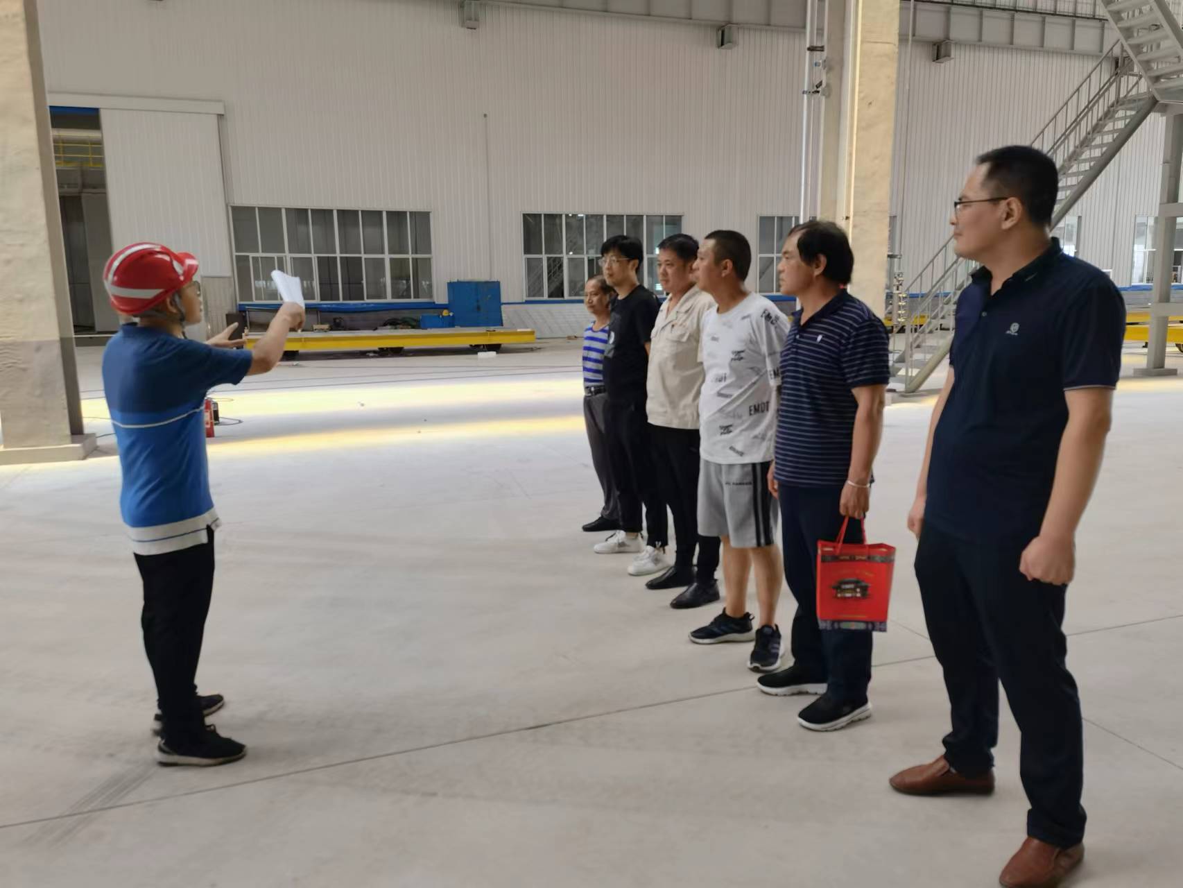 1660625574788815.jpg 總包方項(xiàng)目負(fù)責(zé)人授課中.jpg